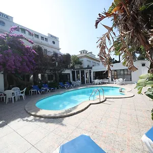*** Hotel Bristol Gibraltar